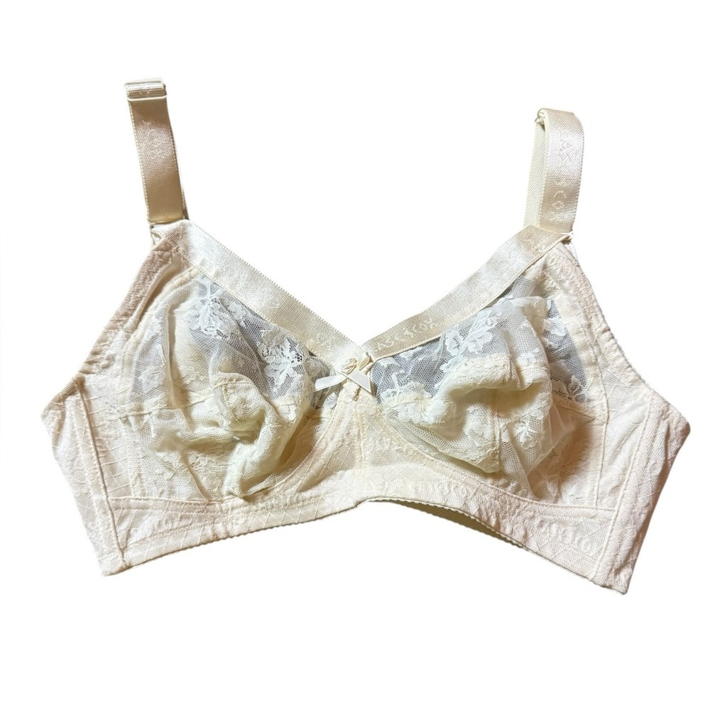Vintage cream bra, 25” band - Picture 9 of 10